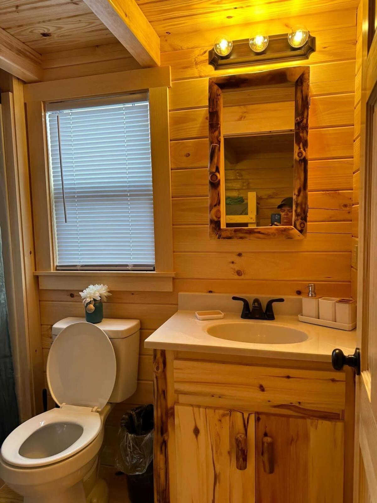 Get-Away Cabin In Surf City W Loft And Parking Buitenkant foto